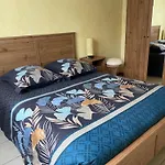Mazet Des Orchidees - 4 Personnes 50 M2 - Jardin, Prive De Paques A Fin Septembre - Independant - Stationnement Prive *