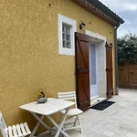 Mazet Des Orchidees - 4 Personnes 50 M2 - Jardin, Prive De Paques A Fin Septembre - Independant - Stationnement Prive